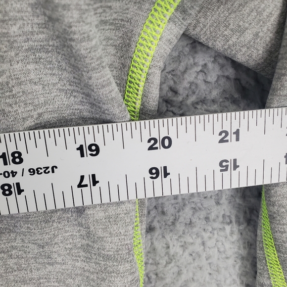 Nike Sweater Womens Gray Green Cowl Neck DRI FIT Pullover Hoodie Sweatshirt MED - Picture 7 of 10